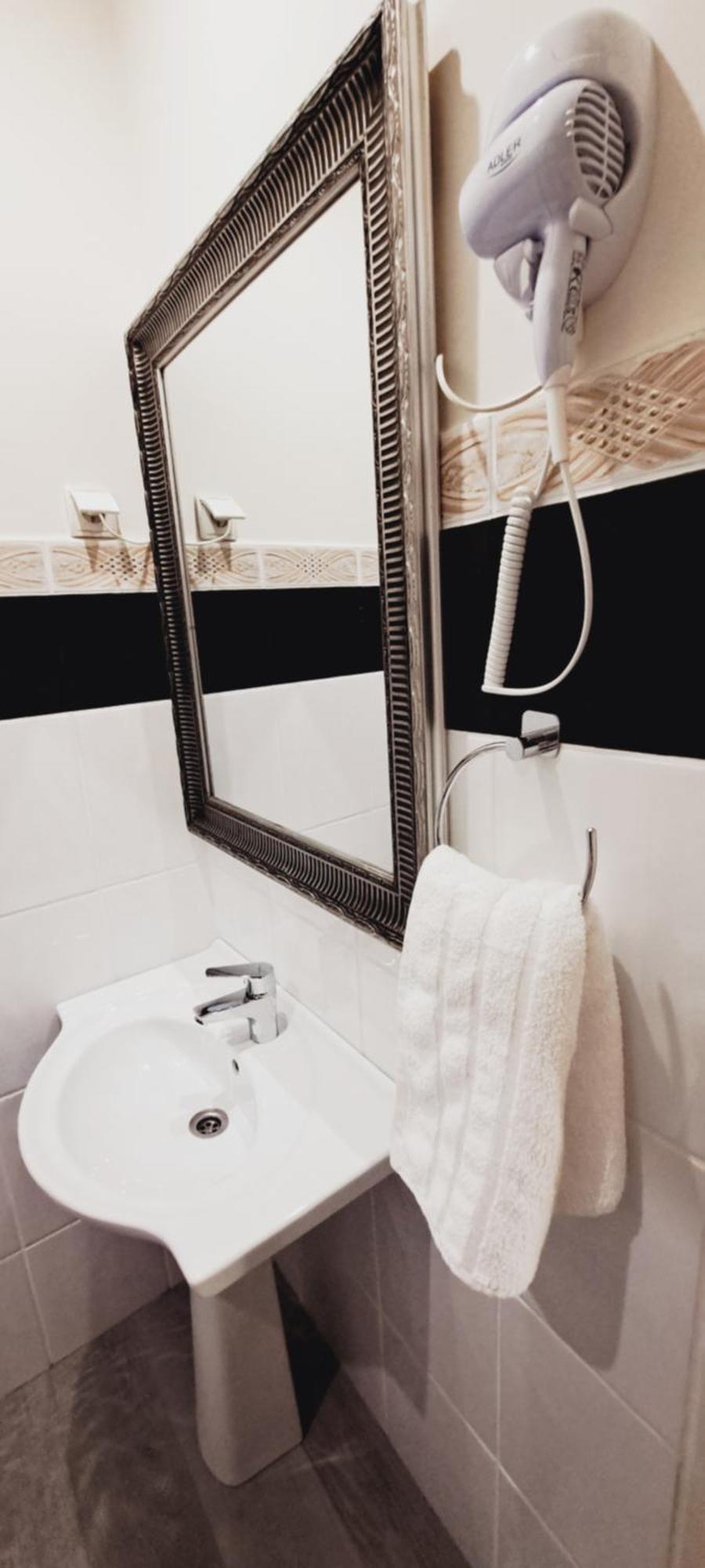 Hotel Rezydencja Rosa Przemyśl Dış mekan fotoğraf