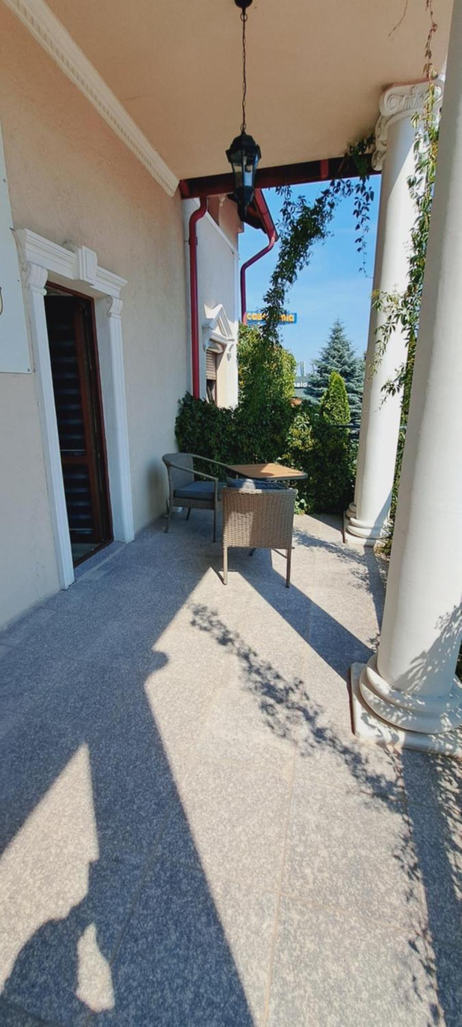 Hotel Rezydencja Rosa Przemyśl Dış mekan fotoğraf