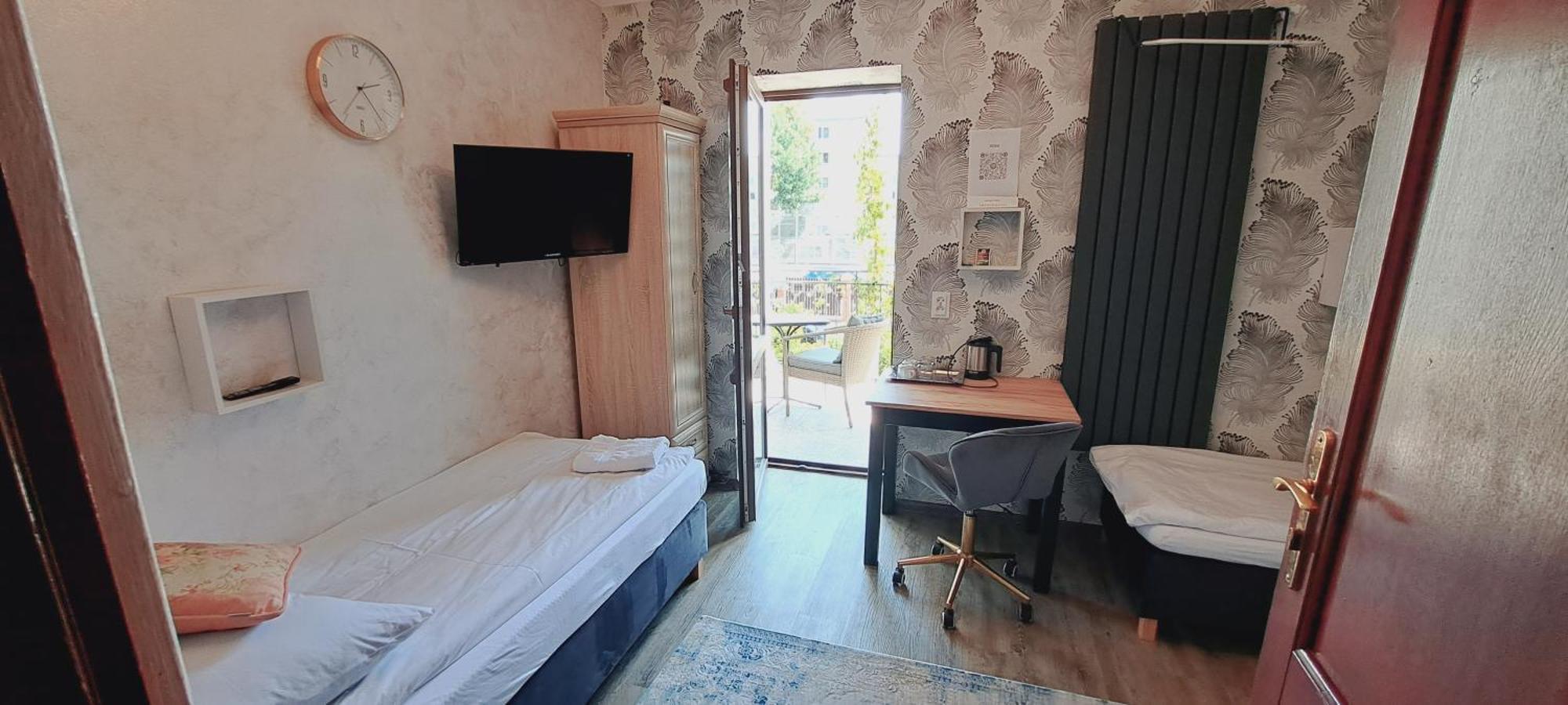 Hotel Rezydencja Rosa Przemyśl Dış mekan fotoğraf