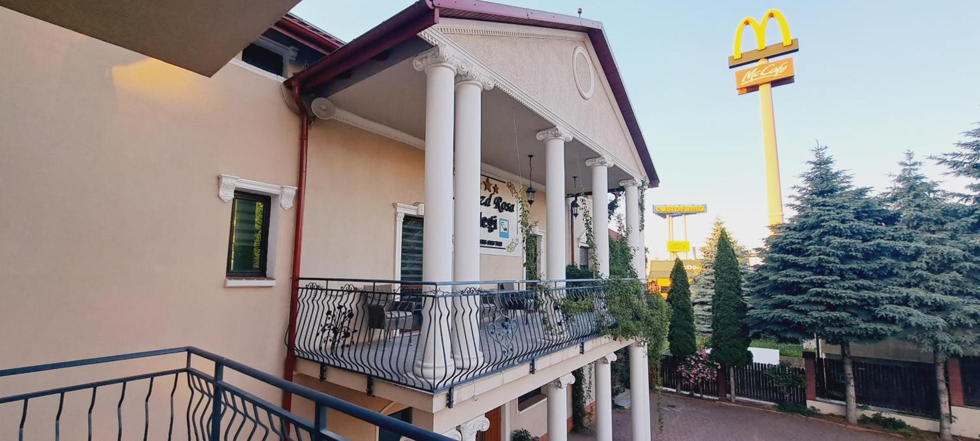 Hotel Rezydencja Rosa Przemyśl Dış mekan fotoğraf